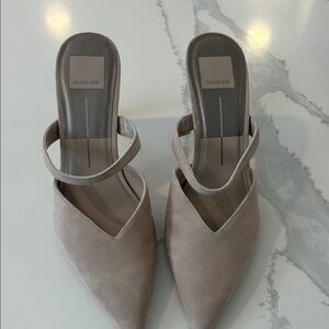 NWOT Dolce Vita Women's Cream heels